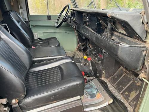 Land Rover Defender 109 LWB 2.2 Benzine OLDTIMER!!!!!!