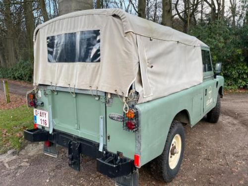 Land Rover Defender 109 LWB 2.2 Benzine OLDTIMER!!!!!!